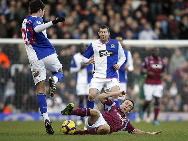 轻球员的潜 轻球员的潜